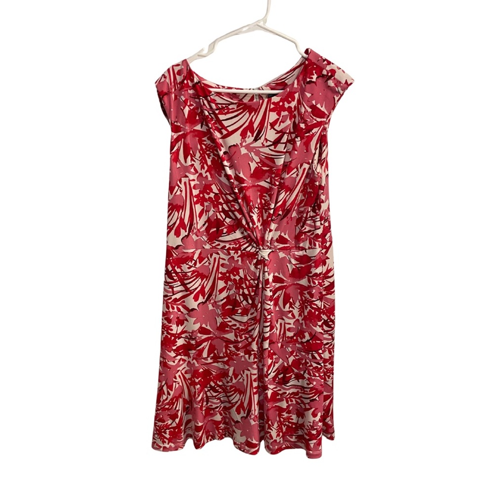 Gabby Skye Red and White Floral Mini Dress